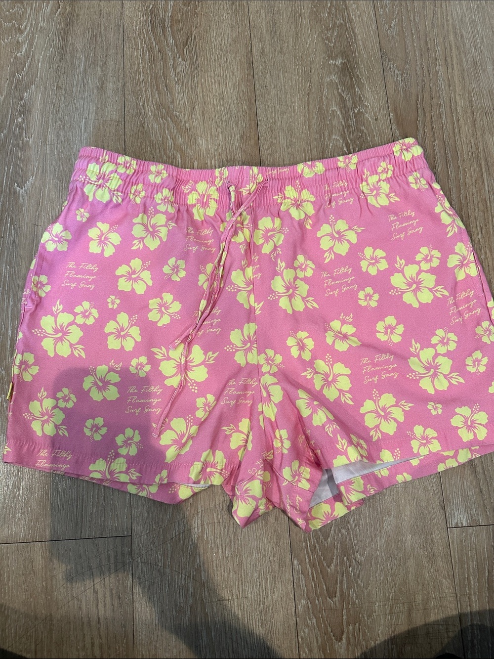 Vintage Duvin Hawaiian Pink Floral Women’s Shorts Size Large